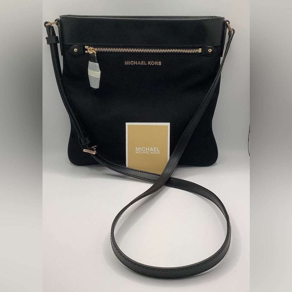 ♣️ NWOT♣️Michael Kors Connie Large North South Crossbody Bag